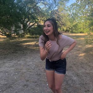 Meet your Posher, Kara